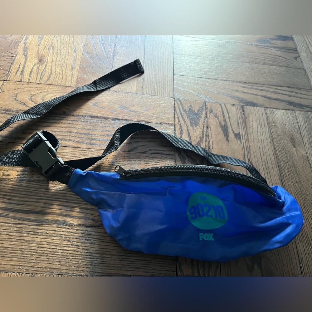 90210 brand new Fanny pack